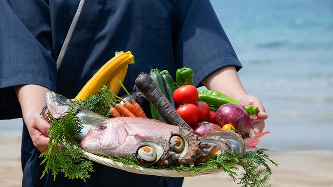 【みあれ会席】宗像が誇る豪華食材が一度に。メインは魚の姿造り+国産牛+アワビの全15品（1泊２食付）